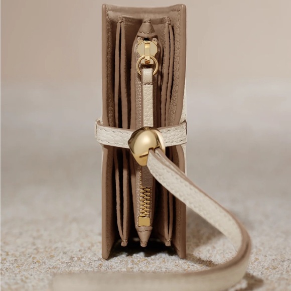 Polène Kayé Card Holder Cream Textured Duo Chalk - Picture 2 of 7